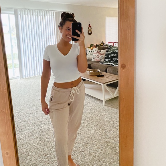 universal thread joggers